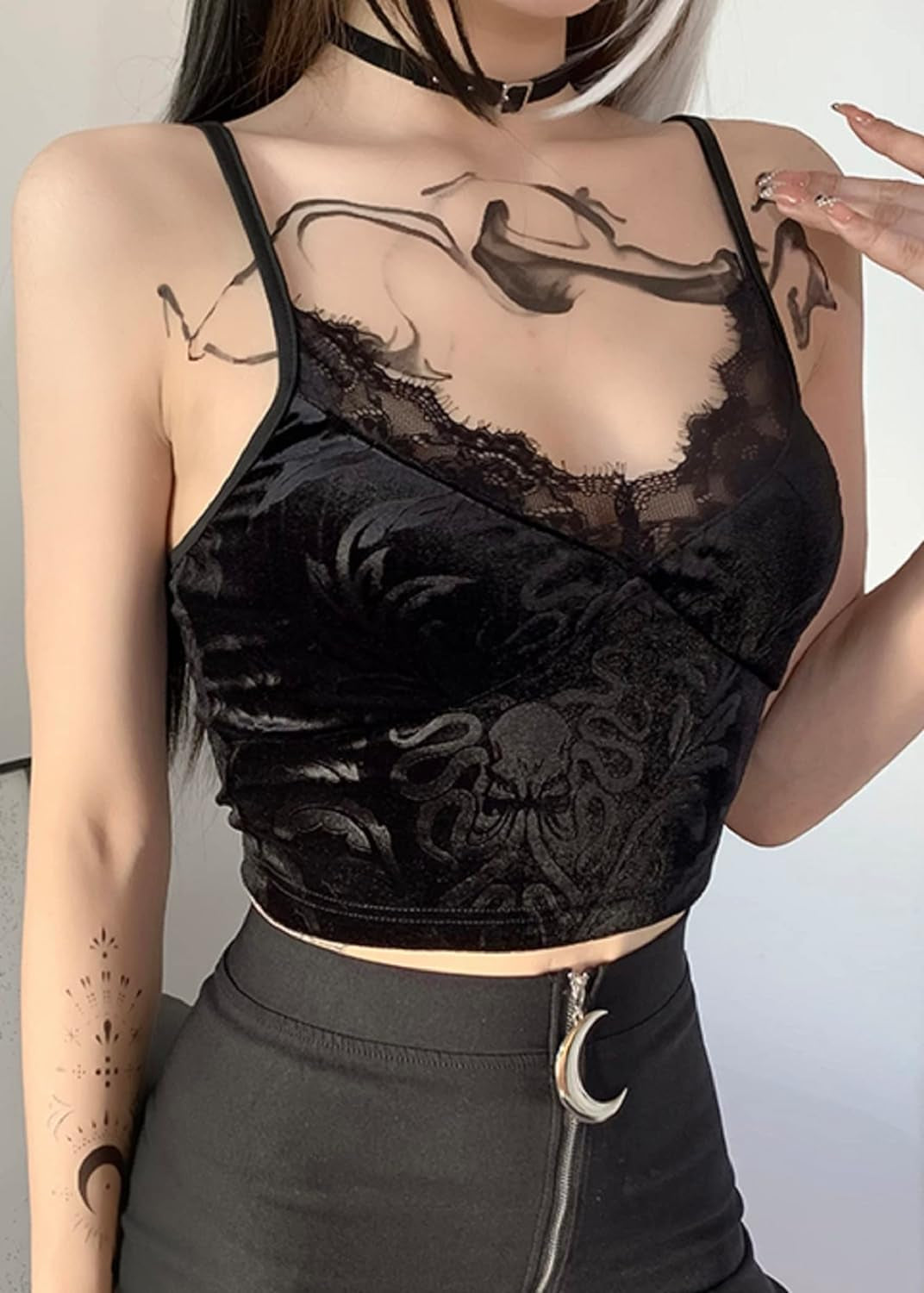 Women Gothic Velvet Camisole Dark Punk V Neck Crop Tops Grunge Harajuku Sleeveless Shirt Lace Alt Emo Girl Tops